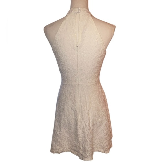 Papaya Brand Mini Dress White Size LARGE - Picture 2 of 9